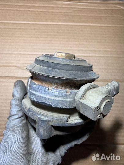 Подушка двигателя 4E0199381