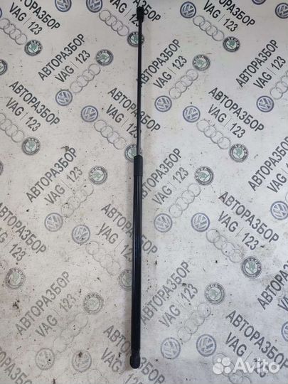 Газовый упор капота Audi A4 B8