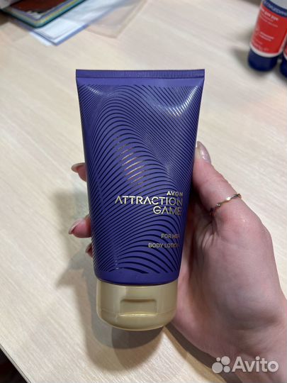 Парфюмированный лосьон для тела Avon Attraction Ga