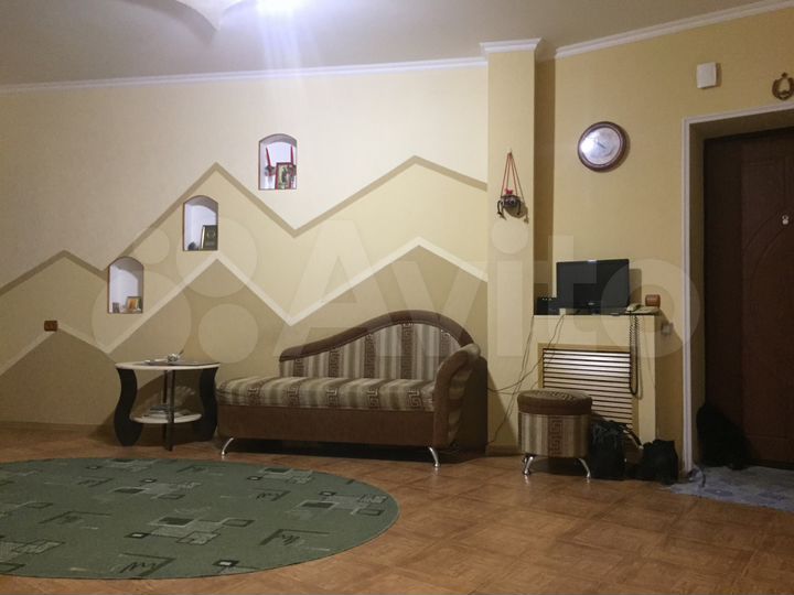 3-к. квартира, 145 м², 2/12 эт.