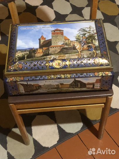 Жестяной ларец из под Нюрбергских пряников