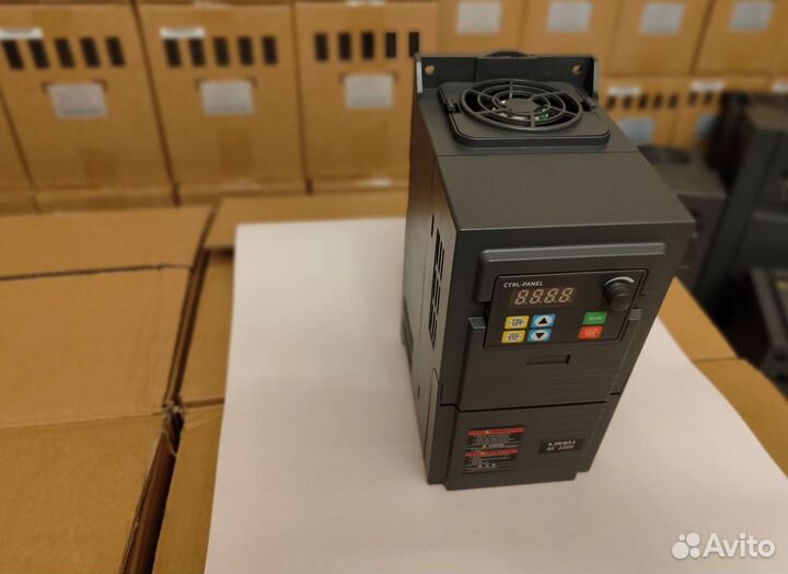 Преобразователь частоты 220 и 380 Вольт