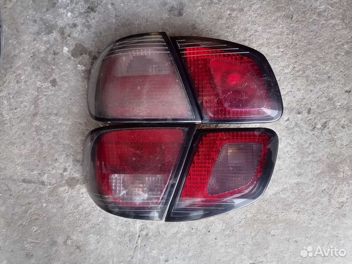 Задний фонарь Ниссан Премьера