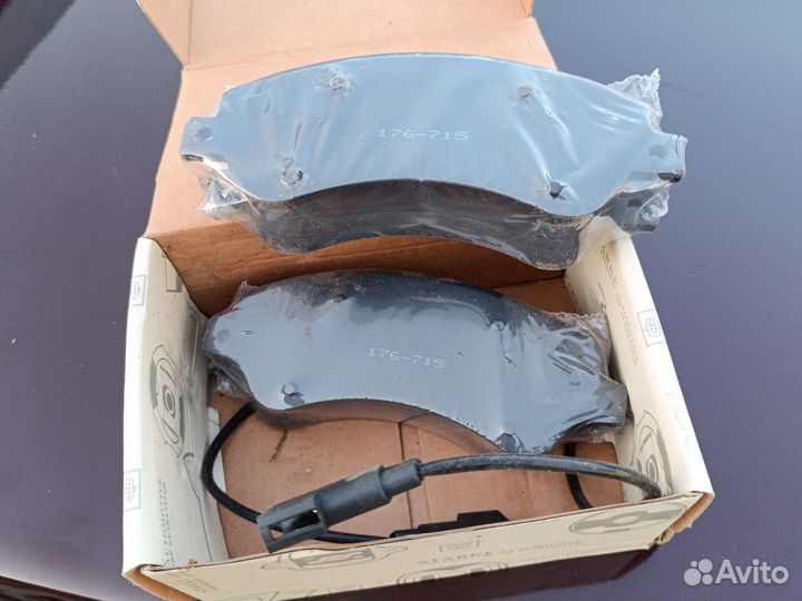 Тормозные колодки Ford transit