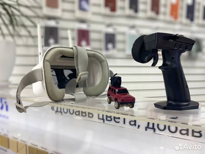 Машинка на радиоуправлении с очками FPV