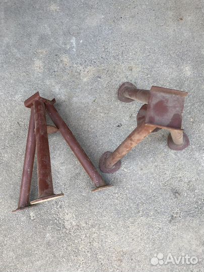 Подставки страховочные под автомобиль