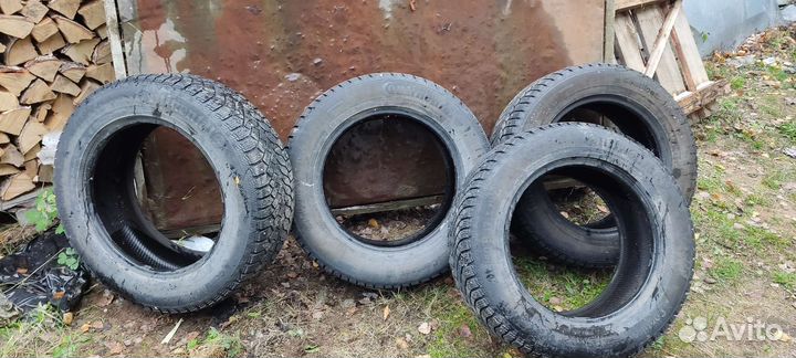 Continental ContiIceContact 4x4 235/60 R17