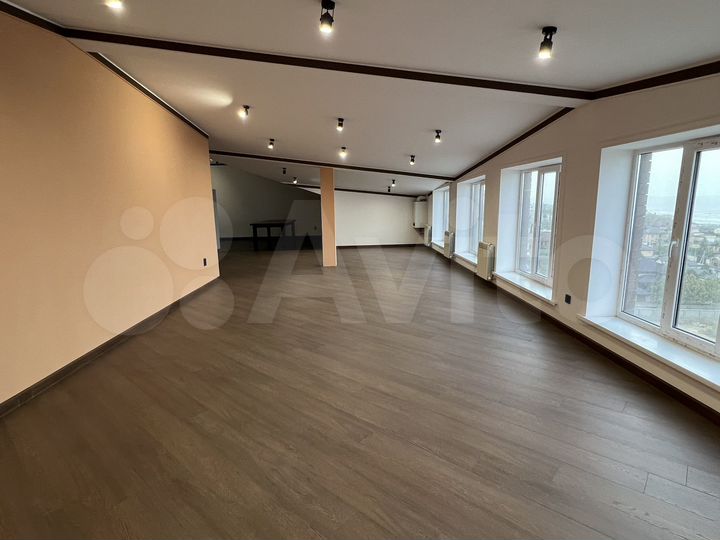 2-к. квартира, 160 м², 11/11 эт.