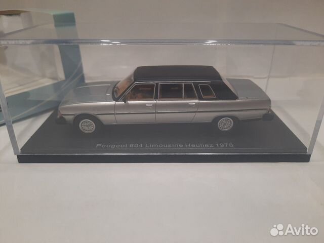 Peugeot 604 Limousine Heuliez 1978 1/43 NEO