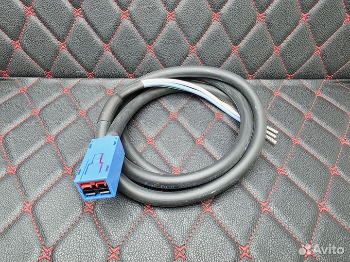 Провод питания 1,5м SA2-30 для M61 Whatsminer