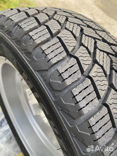 Комлпект колес R15 185/65/15 зима Michelin