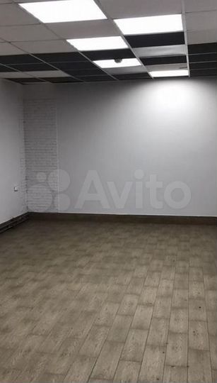 Продам офисное помещение, 106.9 м²