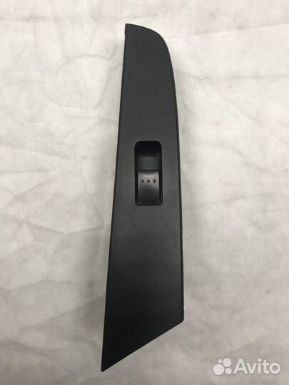 Блок управления стеклоподъемниками Mazda 3 BK