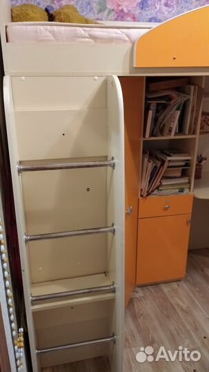 Детский школьный уголок