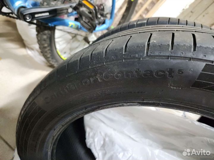 Continental ComfortContact - 5 235/45 R18