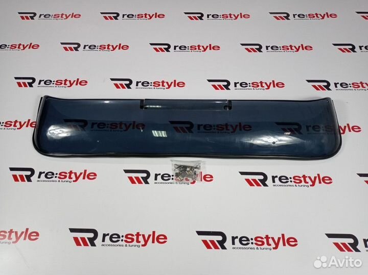 Дeфлектор люка Toyota Land Cruiser 100