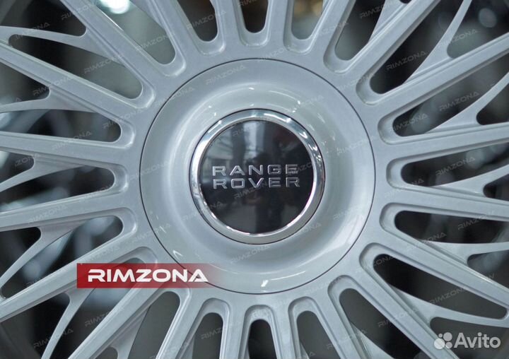 Кованые диски R22 на Range Rover Velar