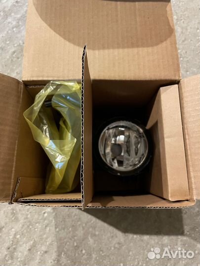 Фара противотуманная левая Honda Accord/Civic 12