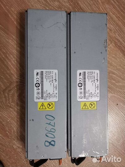 Блоки питания серверов много фото HP IBM Fujitsu