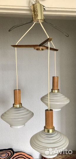 Винтажная люстра ГДР Диаметр 45, высота 95 (см)