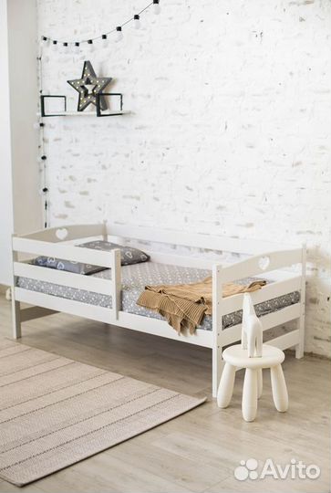 Кровать Сердце Эко-2 с матрасом