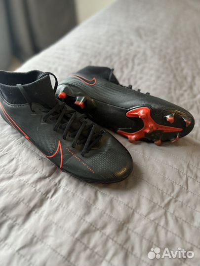 Футбольные бутсы nike 39,5