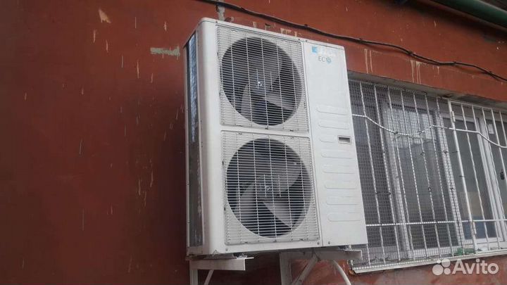 Сплит система бу GAX на 200 квадратов