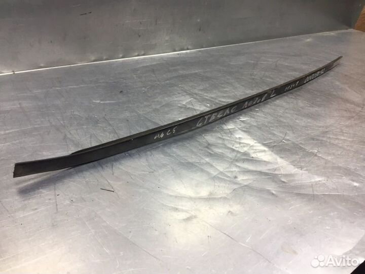 Молдинг лобового стекла Audi A6 C5 (1997-2004)