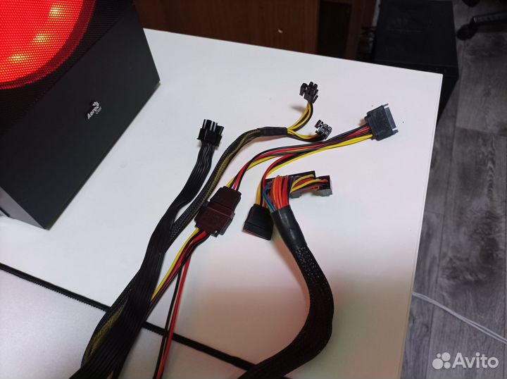 Блок питания 700w