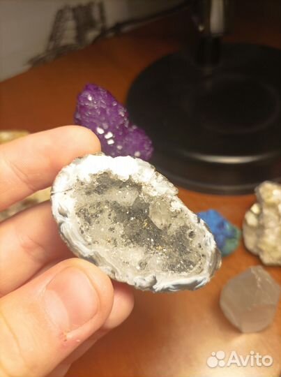 Камни и минералы