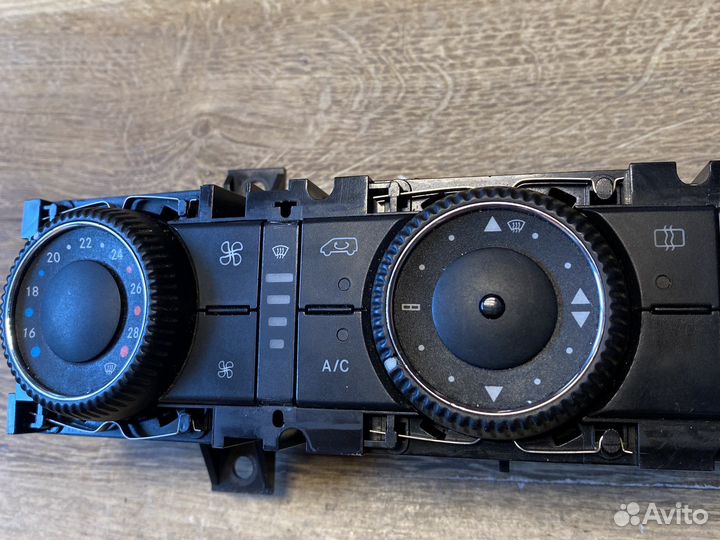 Mercedes sprinter 906 блок управления печкой