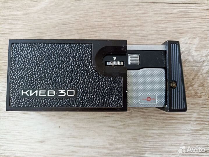 Пленочный фотоаппарат Киев 30