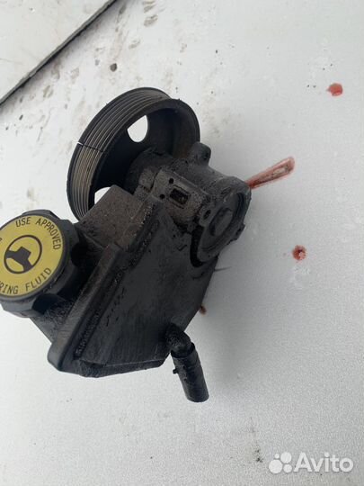 Насос гур от Jeep Grand Cherokee