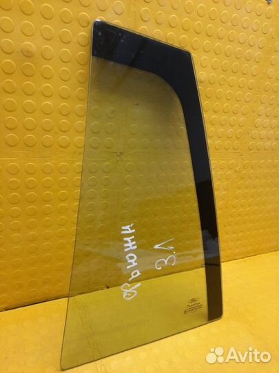 Стекло боковое заднее левое Ford Fusion CBK 2005