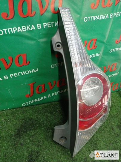 Стоп-сигнал задний правый toyota aqua
