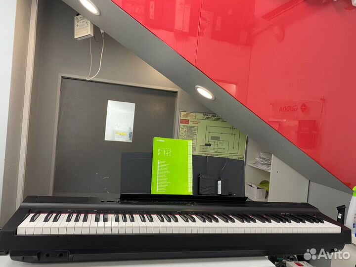 Цифровое пианино yamaha P125B
