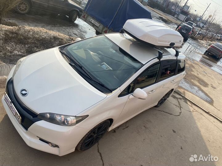 Багажник бокс на крышу Toyota Wish II 2009-2017