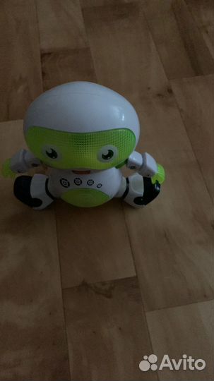 Игрушка робот