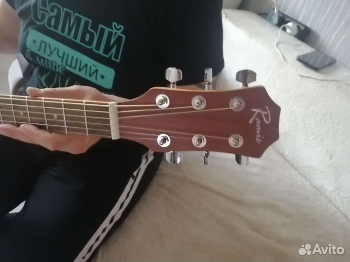 Акустическая гитара ramis. Торг