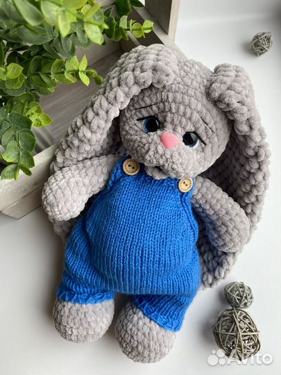 Плюшевый зайка ручной работы