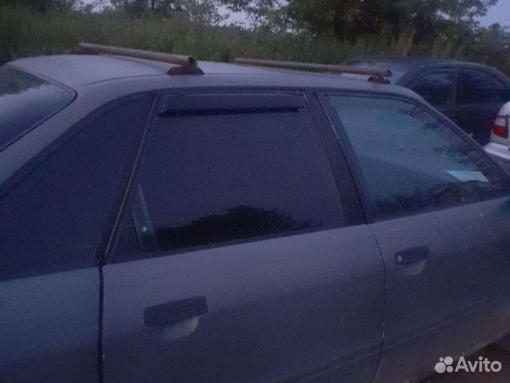 Стекло ауди 80