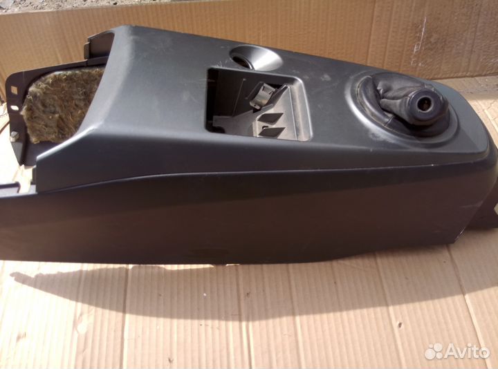 Накладка декоративная Mitsubishi Lancer CS 4G18