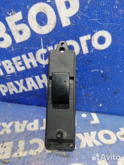 Кнопка стеклоподъемника Mazda 3 Bk седан Z6 2006