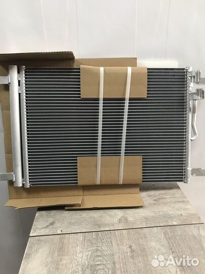 Радиатор кондиционера lrac1851