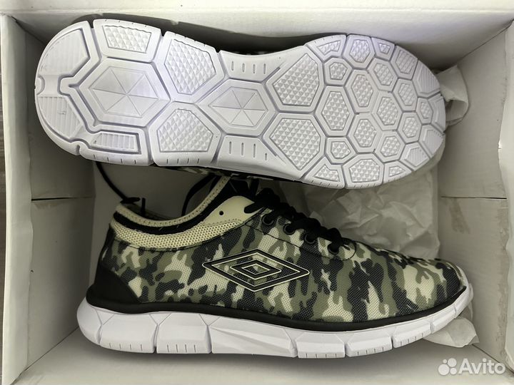 Кроссовки мужские Umbro