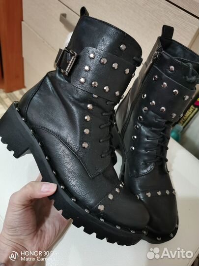 Ботинки женские