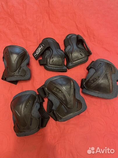 Ролики детские bladerunner 28-32 и защита