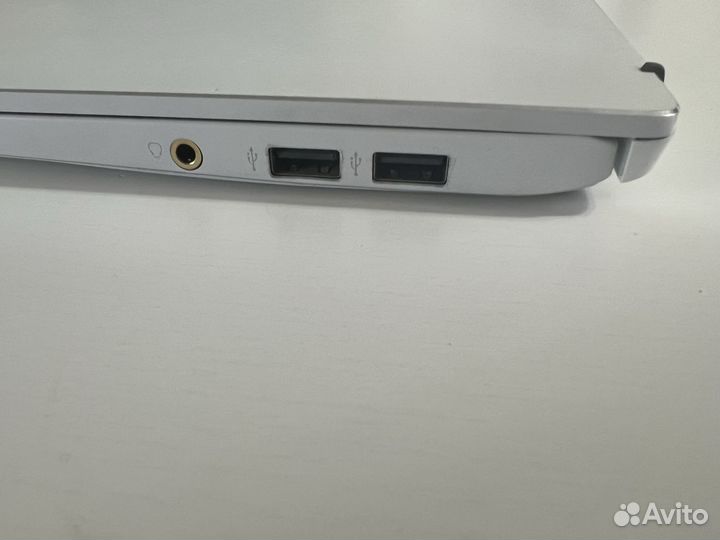 Ноутбук MSI Prestige 14