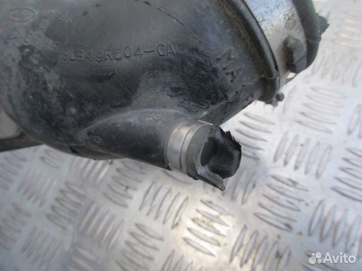 Патрубок воздушного фильтра Форд Эскейп 2.3л 2008г