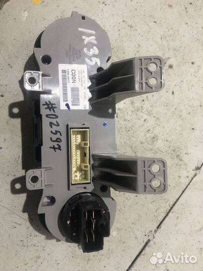 Блок управления отопителем Hyundai ix35